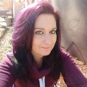 Meet your Posher, Crystal